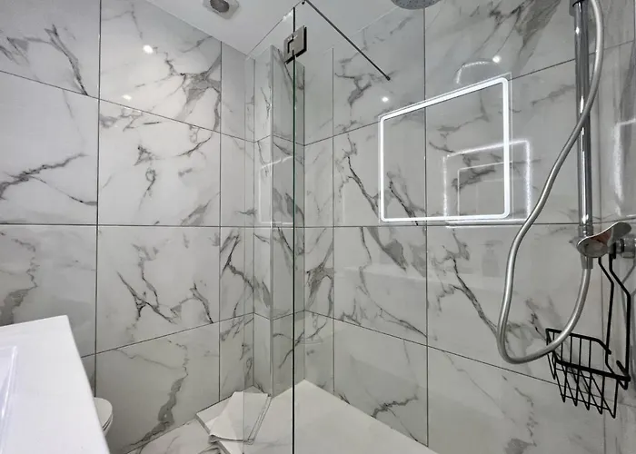 Deluxe By Homing * Faro