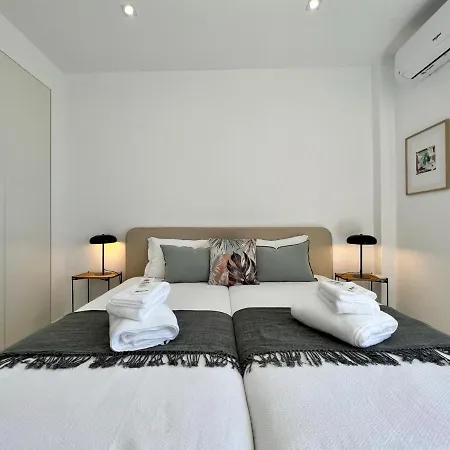 Apartment Deluxe By Homing *