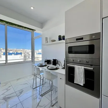 Apartment Deluxe By Homing *