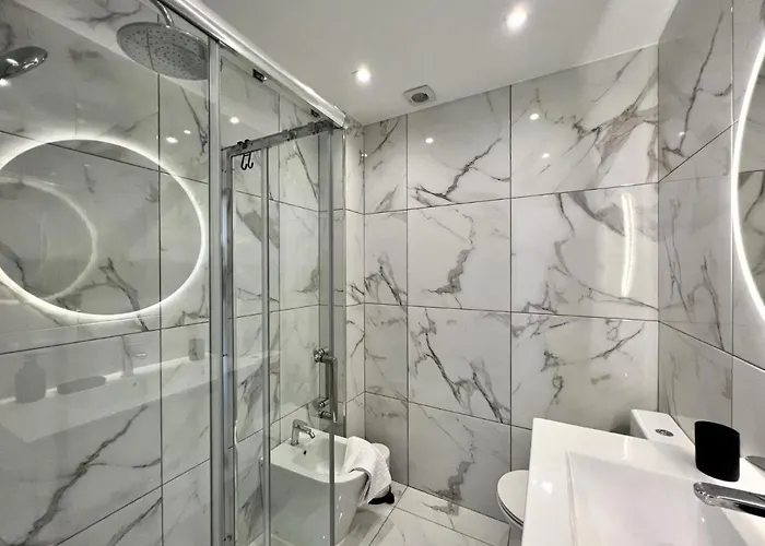 Deluxe By Homing Appartement District de Faro