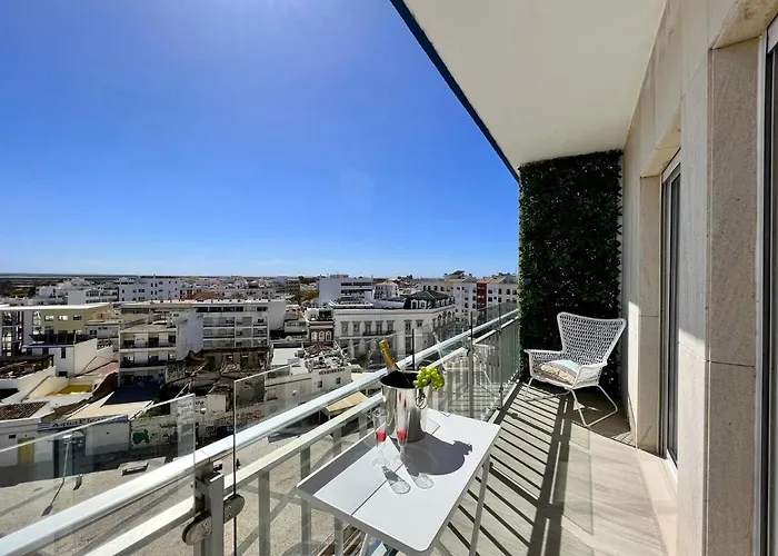 Deluxe By Homing * District de Faro