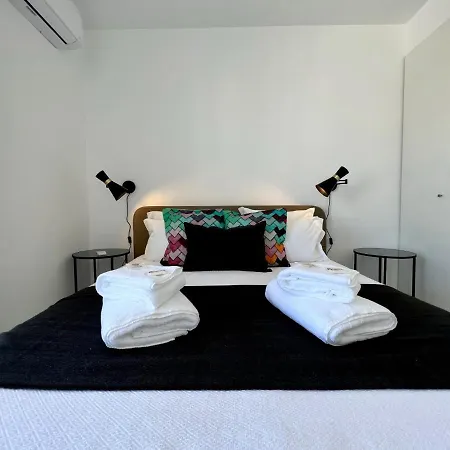 Deluxe By Homing *